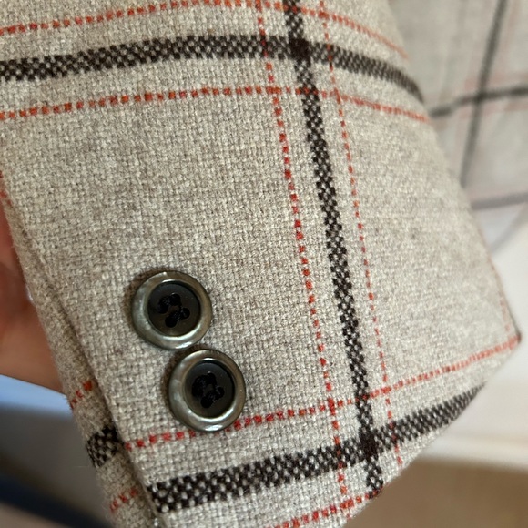 French wool blazer fits like a ladies 8 - Picture 11 of 12